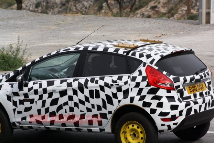 Foto: Avistado un SUV derivado del Ford Fiesta en UK