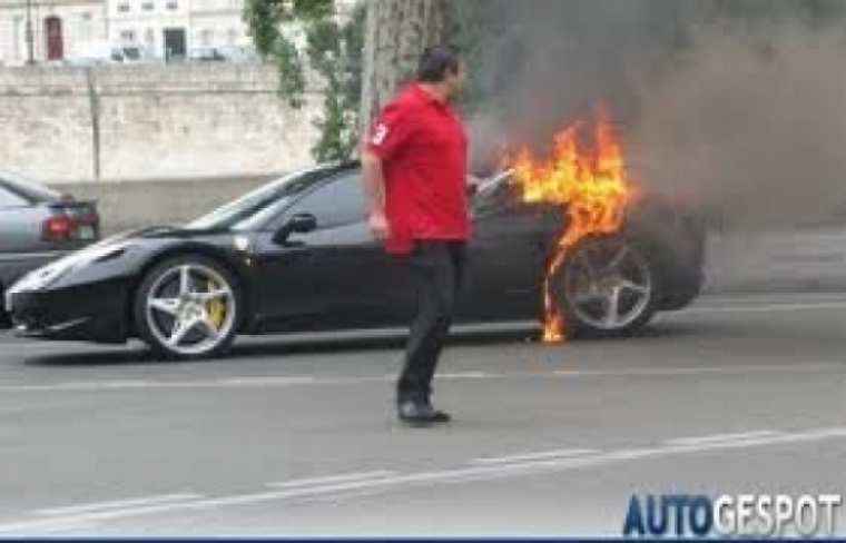 Foto: Ferrari llama a revisión a las 458 Italia.