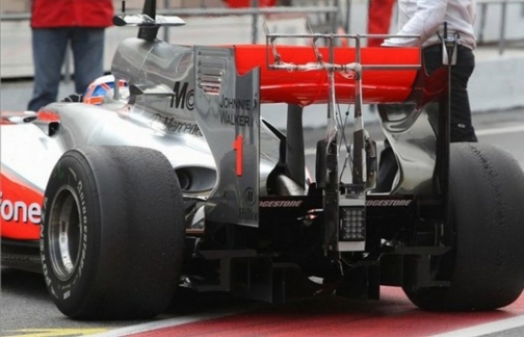 Foto: ¿Ilegal el alerón trasero de Mclaren?
