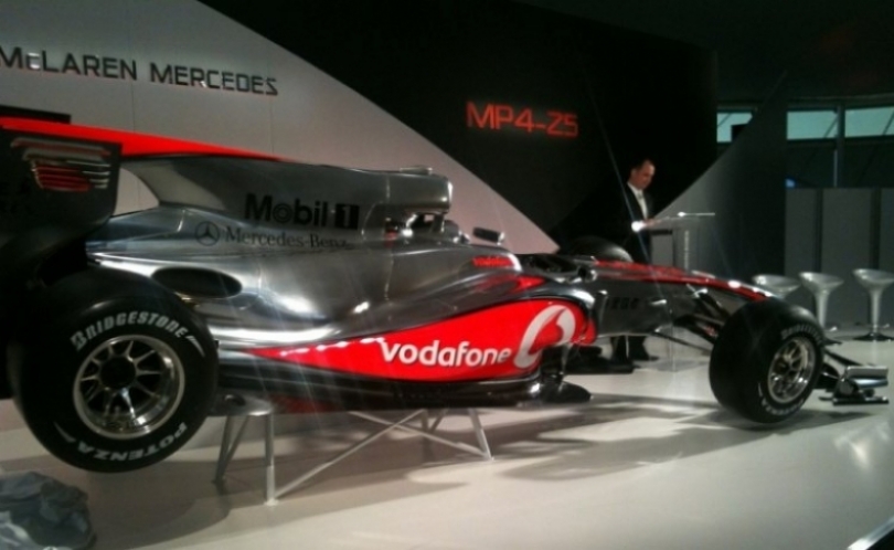 Foto: McLaren presenta su monoplaza para 2010: el MP4-25