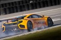 Foto principal El McLaren MP4-12C GT3 muestra sus virtudes en Silverstone Foto noticia
