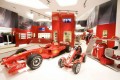 Foto principal Ferrari se impone en Nürburgring, vendiendo camisetas y llaveros Foto noticia