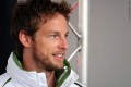 Foto 1 Jenson Button solidario con los niños foto 1