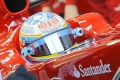 Foto 6 Primeras imágenes de Alonso pilotando el Ferrari F10 foto 1