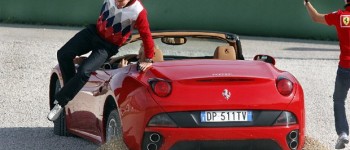 Alonso encantado de estar en Valencia con Ferrari Alonso encantado de estar en Valencia con Ferrari