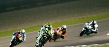 Barberá e Iannone vencieron en 250cc y 125cc