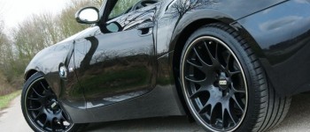 BMW Z4 de 550 CV preparado por Manhart Racing. BMW Z4 de 550 CV preparado por Manhart Racing.