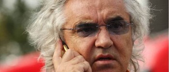 Briatore quiere un millón para recompensar su reputación dañada Briatore quiere un millón para recompensar su reputación dañada