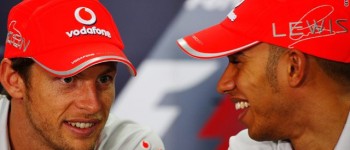 Button después del toque con Hamilton, defiende a su compi Button después del toque con Hamilton, defiende a su compi