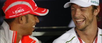 Button no cobrará más que en otros equipos. Contrato hasta 2012 Button no cobrará más que en otros equipos. Contrato hasta 2012