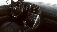 Citroën revela el interior del futuro DS4. Citroën revela el interior del futuro DS4.