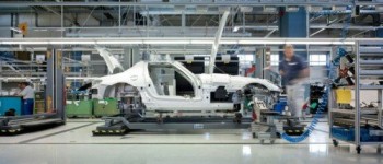 El Mercedes SLS Alas de Gaviota entra a producción.