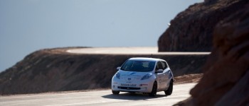 El Nissan Leaf se impone en la subida a Pikes Peak El Nissan Leaf se impone en la subida a Pikes Peak