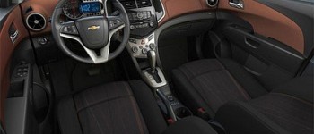 El nuevo Chevrolet Aveo muestra la cara. El nuevo Chevrolet Aveo muestra la cara.