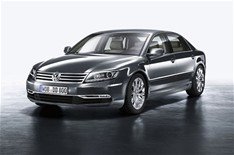 El nuevo VW Phaeton muestra la cara.
