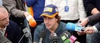 Fernando Alonso relanza al R29 en Jerez