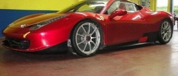 Ferrari 458 Italia de carreras. Ferrari 458 Italia de carreras.