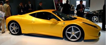 Ferrari 458 Italia participará en Transformer 3. Ferrari 458 Italia participará en Transformer 3.