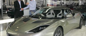 Finalmente Lotus entregó el primer Evora Finalmente Lotus entregó el primer Evora