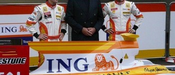 Flavio Briatore: el fin del patrocinio de ING no desestabilizará a Renault Flavio Briatore: el fin del patrocinio de ING no desestabilizará a Renault