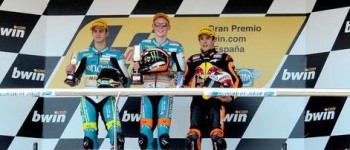 GP de España. Aoyama y Smith vencen en 250cc y 125cc GP de España. Aoyama y Smith vencen en 250cc y 125cc
