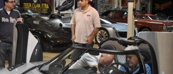 Jay Leno ya tiene un Koenigsegg Trevita en su garaje. Jay Leno ya tiene un Koenigsegg Trevita en su garaje.