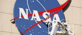La NASA investigará los problemas de aceleración de Toyota. La NASA investigará los problemas de aceleración de Toyota.