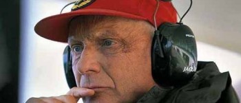Lauda luce la gorra más cara del mundo Lauda luce la gorra más cara del mundo
