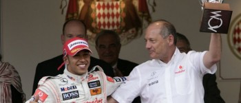 Lewis Hamilton celebró en Mónaco en 2008 Lewis Hamilton celebró en Mónaco en 2008