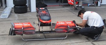 Mclaren revisa su fondo plano antes de los tests de Monza