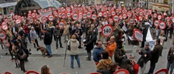Movimiento 140 contra los 110 km/h