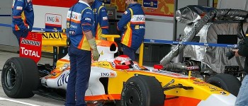 Nelson Piquet con nuevo difusor trasero en Bahrein Nelson Piquet con nuevo difusor trasero en Bahrein