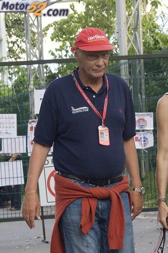 Niki Lauda da marcha atrás en sus declaraciones contra Lewis Hamilton Niki Lauda da marcha atrás en sus declaraciones contra Lewis Hamilton