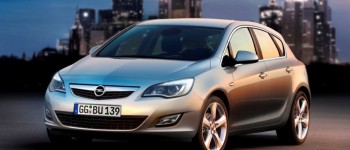 Opel Astra 2010, el pequeño Insignia ya está a la venta