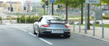 Porsche 911 GT2 RS en las calles de Frankfurt Porsche 911 GT2 RS en las calles de Frankfurt