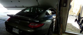 Porsche 997 Turbo de prueba chocado por el hijo de un periodista. Porsche 997 Turbo de prueba chocado por el hijo de un periodista.