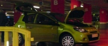 Renault Clio restyling, foto espia Renault Clio restyling, foto espia