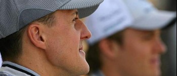 Schumacher se alegra por la victoria de Ferrari Schumacher se alegra por la victoria de Ferrari
