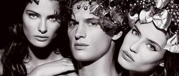 Se presentó el calendario Pirelli 2011, un homenaje a la mitología griega Se presentó el calendario Pirelli 2011, un homenaje a la mitología griega