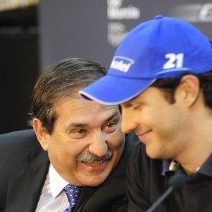Senna se queda con Carabante y solo queda un cockpit por cubrir Senna se queda con Carabante y solo queda un cockpit por cubrir