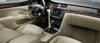 Skoda Superb Combi. Espacio soberbio. Skoda Superb Combi. Espacio soberbio.