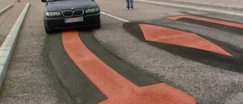Un resalto para reducir la velocidad sin dañar el vehículo Un resalto para reducir la velocidad sin dañar el vehículo