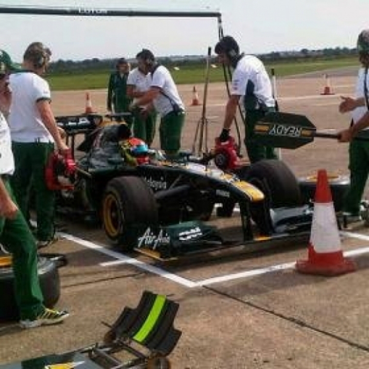Foto: Nabil Jeffri, el más joven en pilotar un Fórmula 1