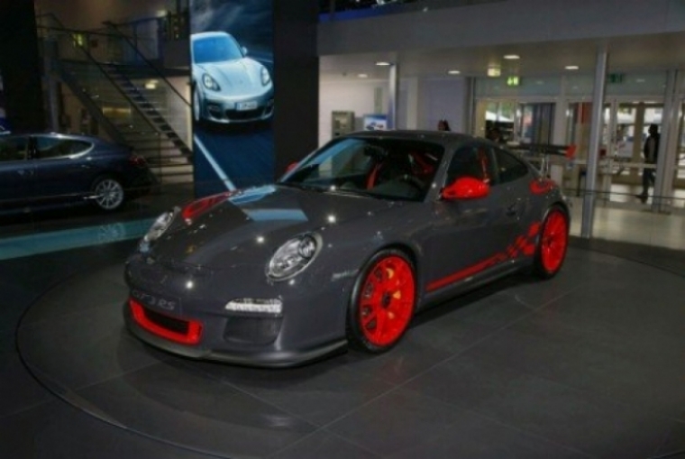 Foto: Porsche 911 GT3 RS en su camino al Salón de Frankfurt