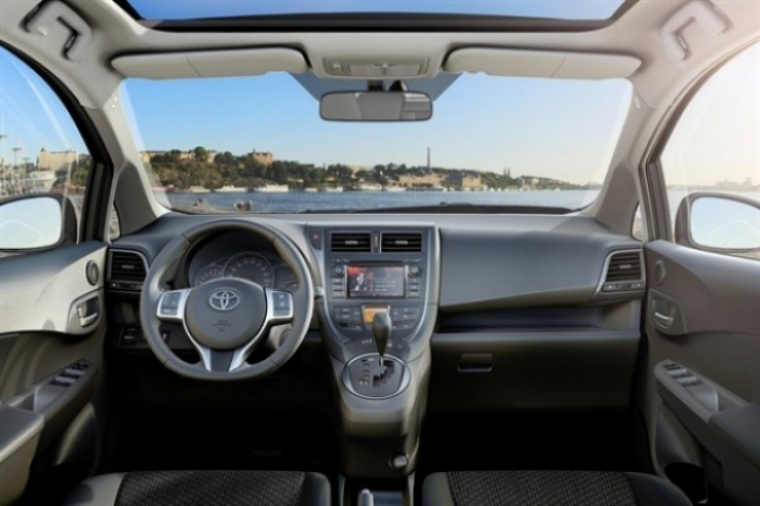 Foto: Toyota Verso S, primeras imágenes oficiales.