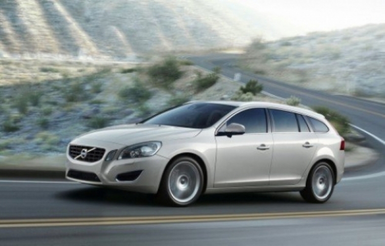 Foto: Volvo V60 a por el BMW Serie 3 Touring, el Audi A4 Avant y el Mercedes Clase C Familiar