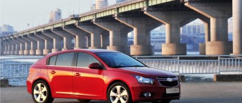 Precios y equipamiento del nuevo Chevrolet Cruze HB5 (5p) para España