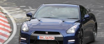 El Nissan GT-R 2013 rueda en Nurburgring