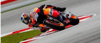 Pedrosa domina en Sepang y Márquez por los suelos Pedrosa domina en Sepang y Márquez por los suelos