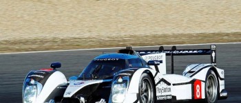 Peugeot probó el 908 HYbrid4 sobre el asfalto. Peugeot probó el 908 HYbrid4 sobre el asfalto.